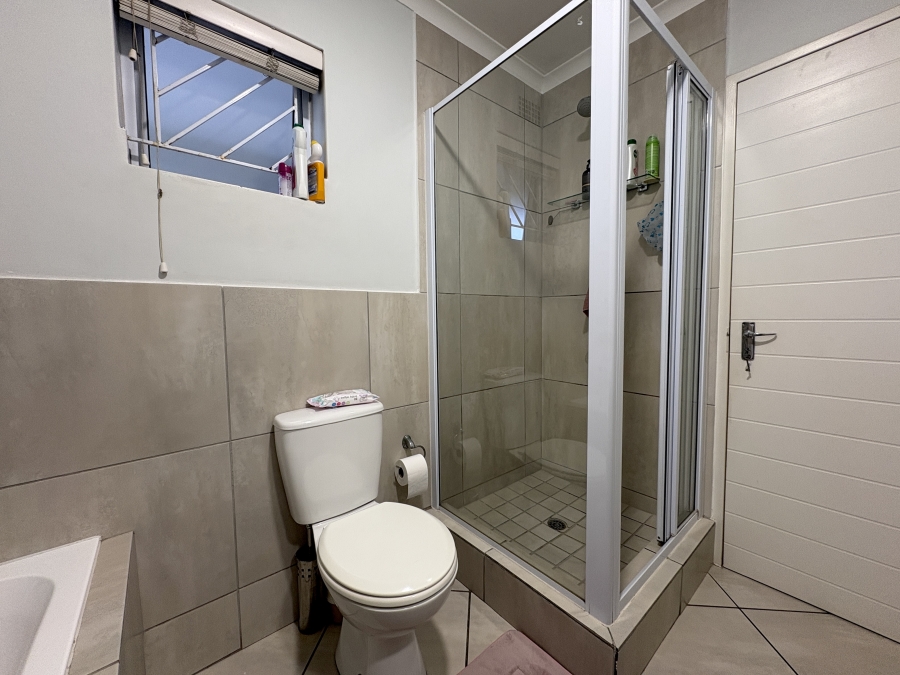 2 Bedroom Property for Sale in Buh Rein Estate Western Cape